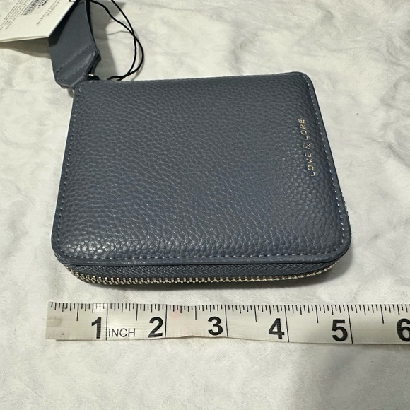 Love & Lore Wallet Wristlet NWT - Picture 6 of 8